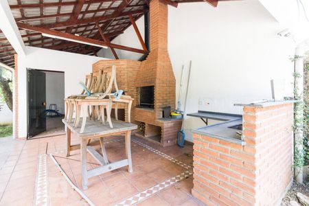 Casa para alugar com 600m², 5 quartos e 6 vagasArea Churrasqueira