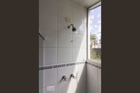 Casa para alugar com 600m², 5 quartos e 6 vagasBanheiro Suite 1