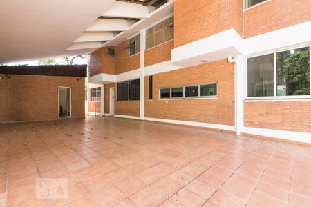 Casa para alugar com 600m², 5 quartos e 6 vagasGaragem