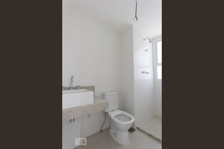 Apartamento à venda com 102m², 2 quartos e 2 vagas Apartamento à venda com 102m², 2 quartos e 2 vagasBanheiro Suíte 1