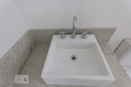 Apartamento à venda com 102m², 2 quartos e 2 vagas Apartamento à venda com 102m², 2 quartos e 2 vagasBanheiro Suíte 1