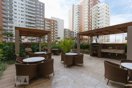 Apartamento à venda com 102m², 2 quartos e 2 vagas Apartamento à venda com 102m², 2 quartos e 2 vagasChurrasqueira