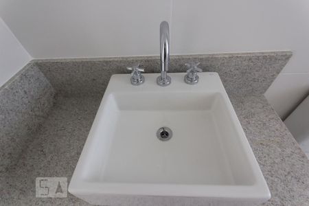 Apartamento à venda com 102m², 2 quartos e 2 vagas Apartamento à venda com 102m², 2 quartos e 2 vagasBanheiro Suíte 2