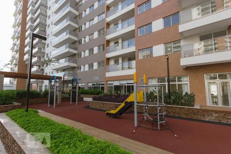 Apartamento à venda com 102m², 2 quartos e 2 vagas Apartamento à venda com 102m², 2 quartos e 2 vagasPlayground