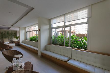 Apartamento à venda com 102m², 2 quartos e 2 vagas Apartamento à venda com 102m², 2 quartos e 2 vagasÁrea da Piscina Aquecida