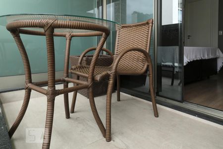 Varanda de apartamento para alugar com 1 quarto, 30m² em República, São Paulo