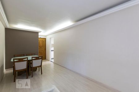 Sala de apartamento à venda com 3 quartos, 75m² em Vila Monumento, São Paulo