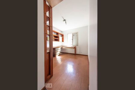 Escritório de apartamento para alugar com 3 quartos, 159m² em Setor Oeste, Goiânia