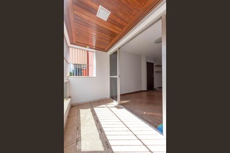 Varanda de apartamento para alugar com 3 quartos, 159m² em Setor Oeste, Goiânia
