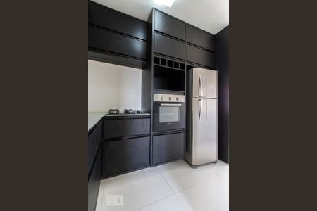 Cozinha  de apartamento para alugar com 2 quartos, 56m² em Vila Azevedo, São Paulo