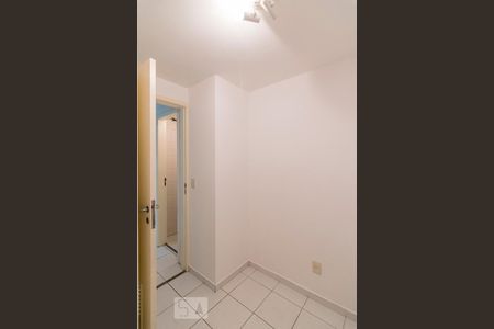 Apartamento para alugar com 122m², 4 quartos e 2 vagasQuarto de Serviço