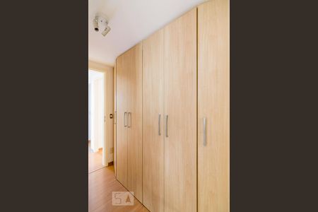 Apartamento para alugar com 122m², 4 quartos e 2 vagasCloset