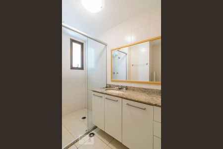 Suite de apartamento para alugar com 4 quartos, 122m² em Jardim, Santo André