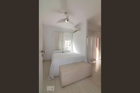 Studio à venda com 46m², 1 quarto e 1 vaga Studio à venda com 46m², 1 quarto e 1 vagaQuarto