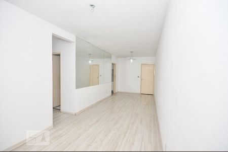 Sala de apartamento para alugar com 3 quartos, 72m² em Pechincha, Rio de Janeiro