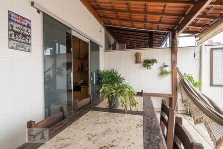 Apartamento à venda com 114m², 2 quartos e 2 vagasTerraço