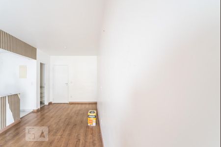 Sala de apartamento para alugar com 2 quartos, 70m² em Santo Antônio, São Caetano do Sul