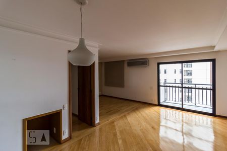 Apartamento para alugar com 92m², 2 quartos e 2 vagasSala