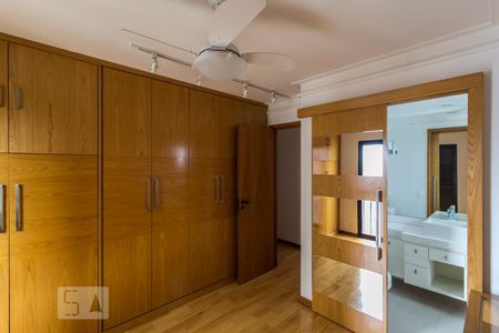 Apartamento para alugar com 92m², 2 quartos e 2 vagasSuíte