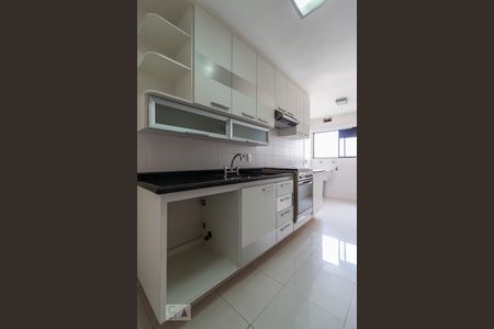 Apartamento para alugar com 92m², 2 quartos e 2 vagasCozinha