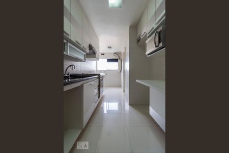 Apartamento para alugar com 92m², 2 quartos e 2 vagasCozinha