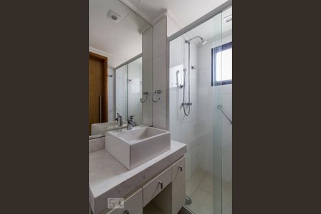 Apartamento para alugar com 92m², 2 quartos e 2 vagasBanheiro suíte