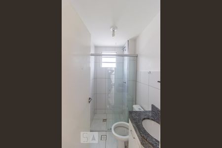 Banheiro social de apartamento à venda com 2 quartos, 44m² em Betânia, Belo Horizonte