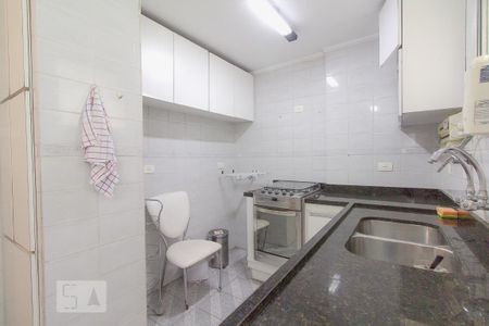 Cozinha de apartamento à venda com 3 quartos, 100m² em Vila Clementino, São Paulo