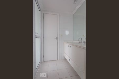 Apartamento para alugar com 90m², 2 quartos e 2 vagas Apartamento para alugar com 90m², 2 quartos e 2 vagasBanheiro Suíte 02
