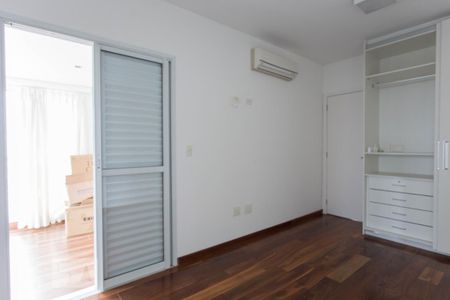 Apartamento para alugar com 90m², 2 quartos e 2 vagas Apartamento para alugar com 90m², 2 quartos e 2 vagasSuíte 02