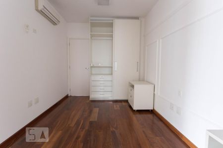 Apartamento para alugar com 90m², 2 quartos e 2 vagas Apartamento para alugar com 90m², 2 quartos e 2 vagasSuíte 02