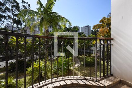 Apartamento para alugar com 185m², 4 quartos e 3 vagas Apartamento para alugar com 185m², 4 quartos e 3 vagasVaranda da suíte 2