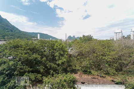 Apartamento para alugar com 55m², 2 quartos e 1 vagaVista