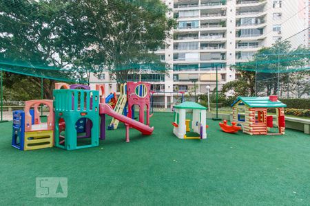 Apartamento para alugar com 70m², 1 quarto e 1 vagaParquinho