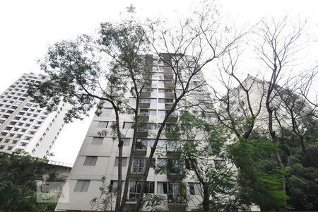 Fachada de apartamento à venda com 3 quartos, 76m² em Jardim Londrina, São Paulo