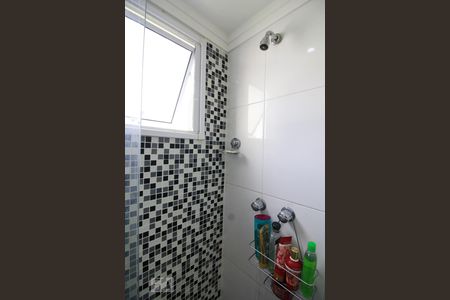 Chuveiro de apartamento para alugar com 1 quarto, 40m² em Jardim Ampliação, São Paulo