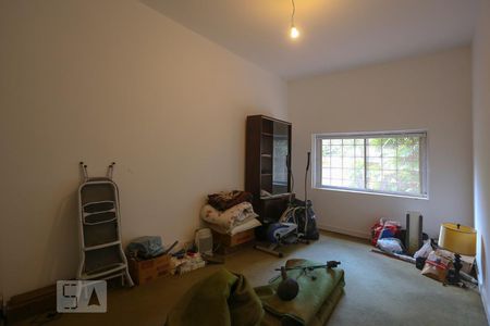 Casa à venda com 350m², 3 quartos e 4 vagas Casa à venda com 350m², 3 quartos e 4 vagasQuarto 2