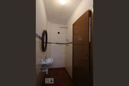 Casa à venda com 350m², 3 quartos e 4 vagas Casa à venda com 350m², 3 quartos e 4 vagasBanheiro da Ediculas 2