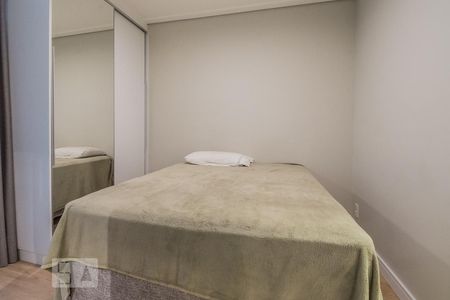 Studio à venda com 34m², 1 quarto e 1 vaga Studio à venda com 34m², 1 quarto e 1 vagaQuarto