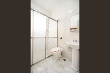Banheiro social de casa à venda com 2 quartos, 220m² em Parque da Vila Prudente, São Paulo