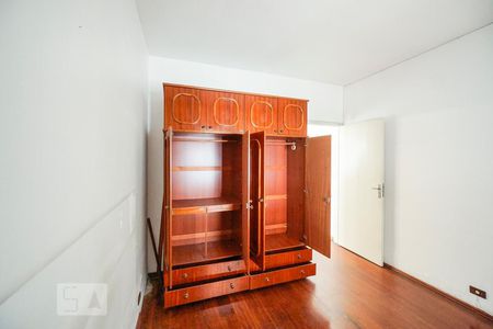Quarto 01 de casa à venda com 2 quartos, 220m² em Parque da Vila Prudente, São Paulo