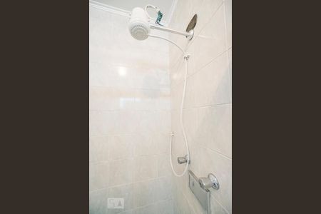 Casa à venda com 220m², 2 quartos e 2 vagasDetalhe banheiro de serviço