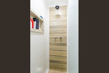 Banheiro de apartamento à venda com 2 quartos, 66m² em Vila Mussolini, São Bernardo do Campo