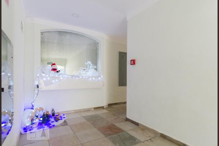 Apartamento à venda com 66m², 2 quartos e 1 vaga Apartamento à venda com 66m², 2 quartos e 1 vagaHall Social