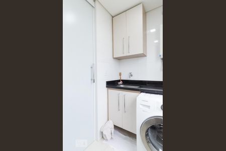Apartamento à venda com 66m², 2 quartos e 1 vaga Apartamento à venda com 66m², 2 quartos e 1 vagaÁrea de Serviço