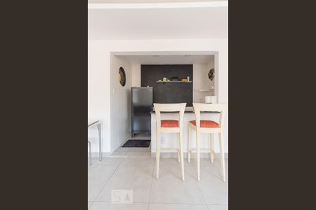 Cozinha de apartamento à venda com 1 quarto, 85m² em Laranjeiras, Rio de Janeiro