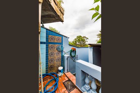 Casa à venda com 380m², 6 quartos e 3 vagas Casa à venda com 380m², 6 quartos e 3 vagasQuintal do Fundo - Piscina