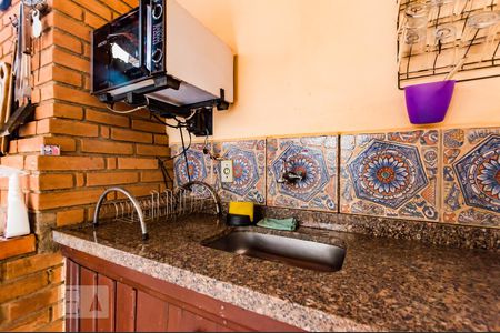 Casa à venda com 380m², 6 quartos e 3 vagas Casa à venda com 380m², 6 quartos e 3 vagasQuintal do Fundo - Área Gourmet