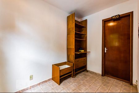 Casa à venda com 380m², 6 quartos e 3 vagas Casa à venda com 380m², 6 quartos e 3 vagasEdicula - Suíte