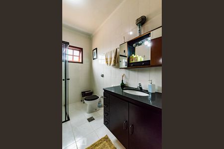 Casa à venda com 380m², 6 quartos e 3 vagas Casa à venda com 380m², 6 quartos e 3 vagasBanheiro